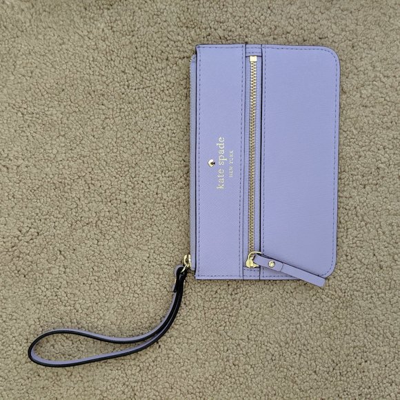 kate spade Handbags - Kate Spade Mikas Pond Bee Wristlet